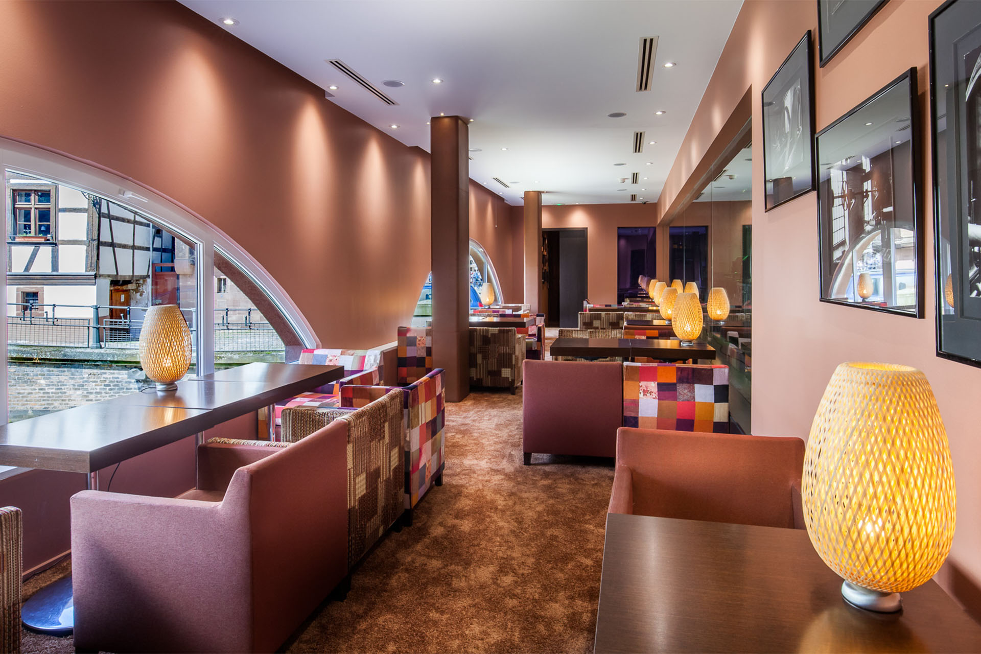 Renaud Couderc peRCeption atelier photo - photographies d'hotel de luxe 5 étoiles - le bar - Strasbourg Alsace